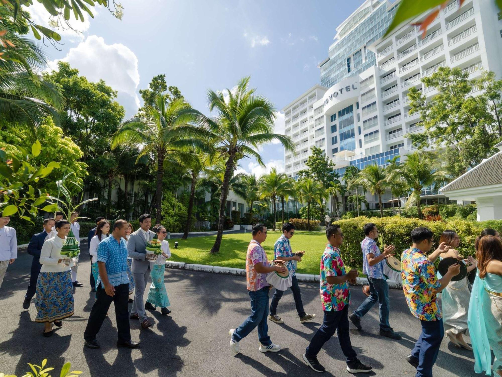 Novotel Phuket City Phokeethra Exterior photo